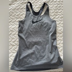 Nike workout tank